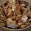 Notre carte 48 frite fraîche, tenders, sauce cheddar et chili
