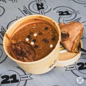 mousse choco / praliné maison / biscuit chocolat